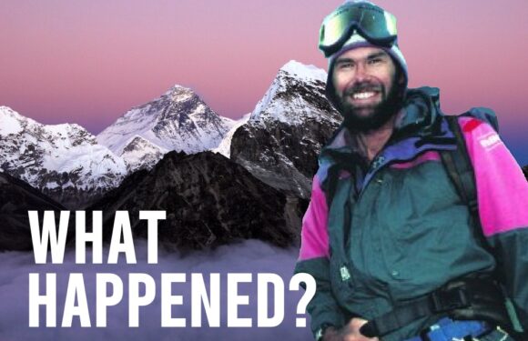 Rob Hall on Everest (Who Was He & How Did He Die?)